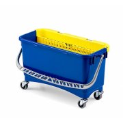 20 Ltr. Plastic Bucket w. plastic squeezer and wheels